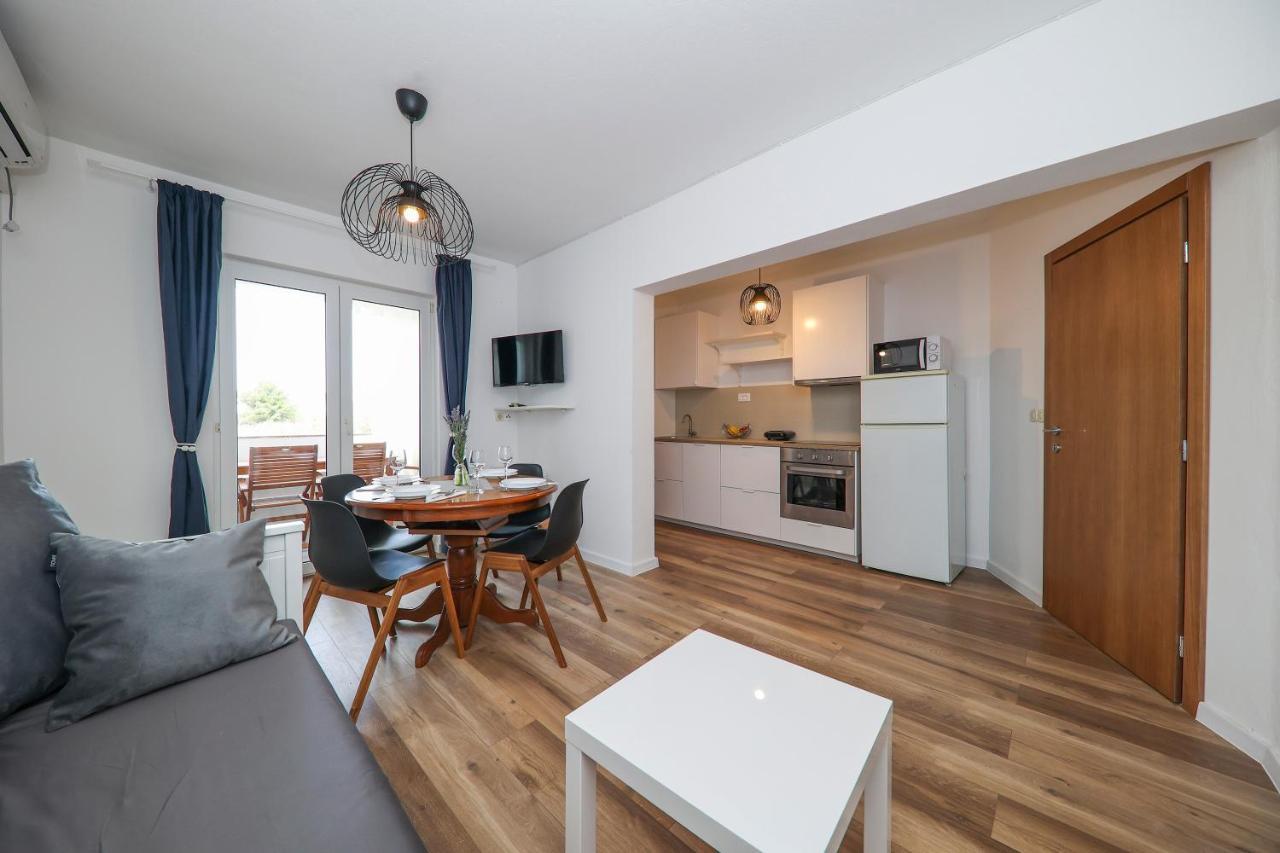 Apartmani Maestral Dobropoljana Екстериор снимка