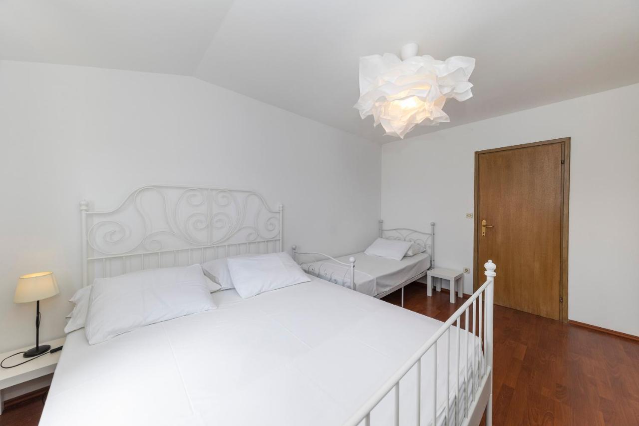 Apartmani Maestral Dobropoljana Екстериор снимка